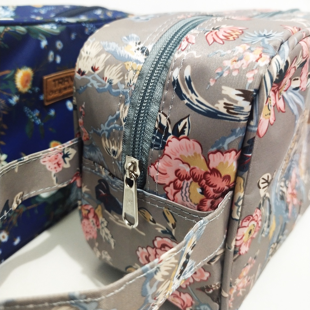 Travel organizer jumbo tas kosmetik pouch make up waterproof tas kosmpetik murah