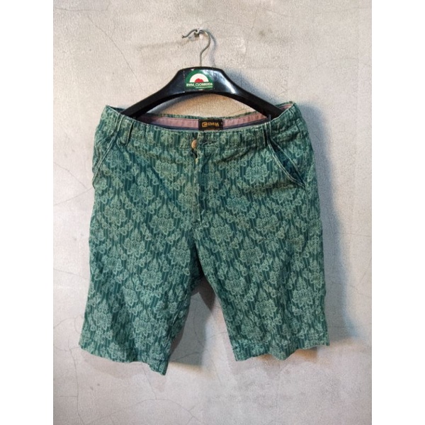 Celana emba pendek Hawai casual keren pria preloved second ori