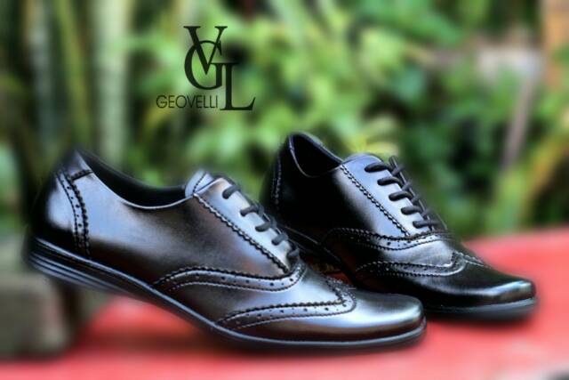 Fashion Men's Leather Geovelli Shoes Hitam