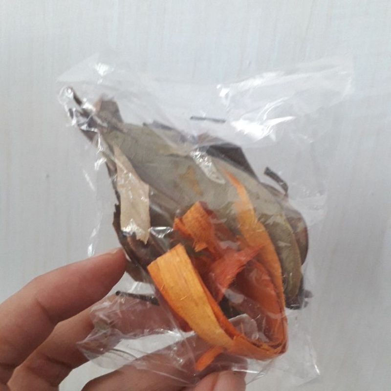 

Tanpa minimal order 20 gram ramuan wedang uwuh, cengkeh, obat ramuan tradisional herbal murah