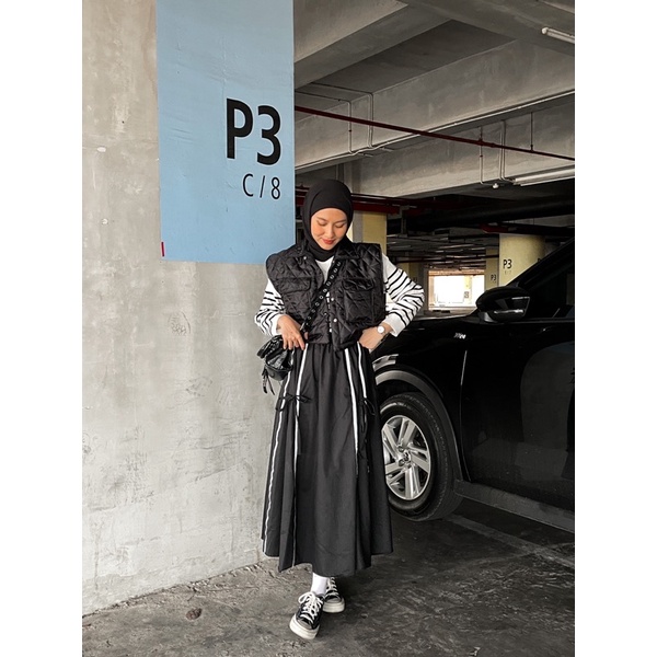 Basic Skirt Across, Gaya Sporty, Panjang 90 Cm