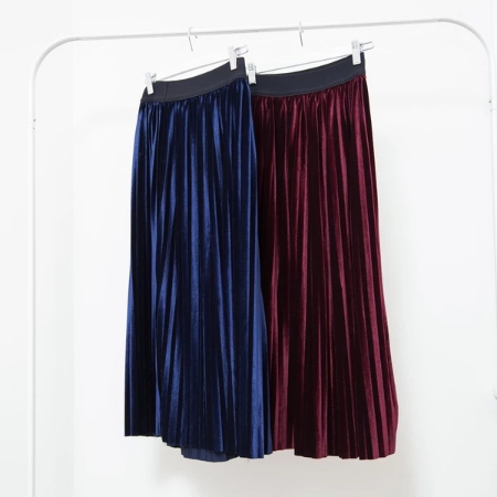 HELLO PARRY JOEY VELVET PLEATED SKIRT