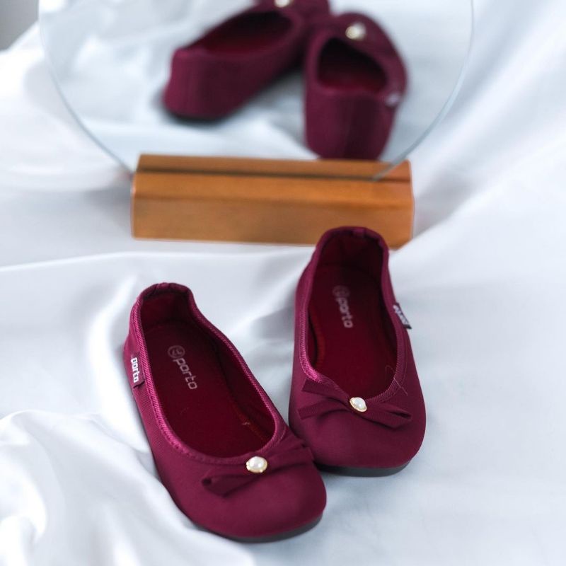 Sepatu slip on flatshoes wanita