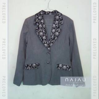 PRELOVED THRIFT BLAZER JAS  WANITA ABU  ABU  KOMBINASI  