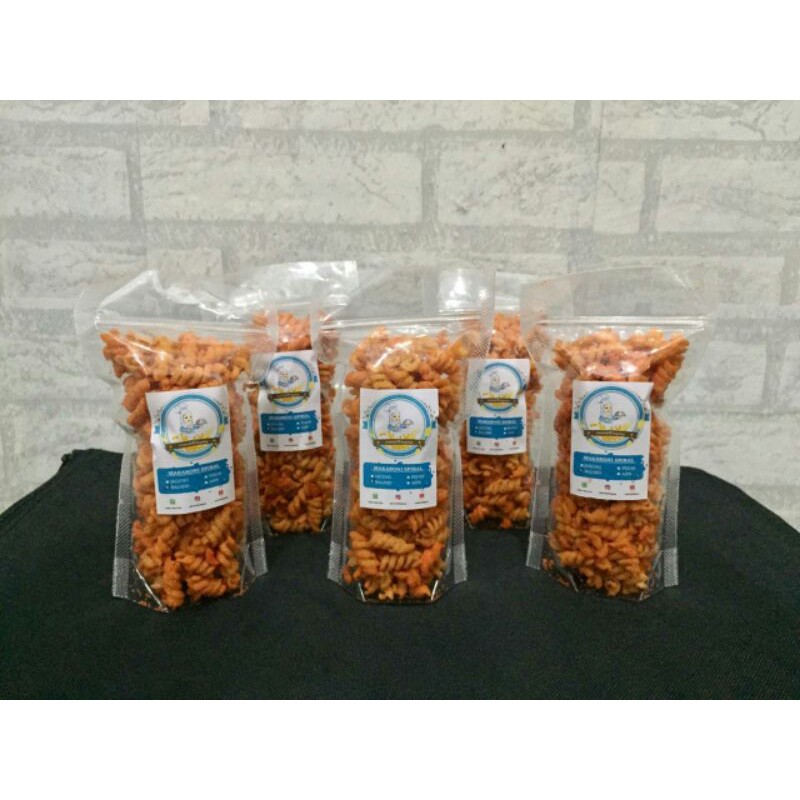 

Makaroni Spiral standing pouch ( berat 70 -100 gr )