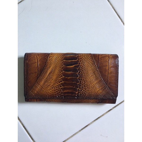 Dompet kulit kasuari asli papua wanita model panjang