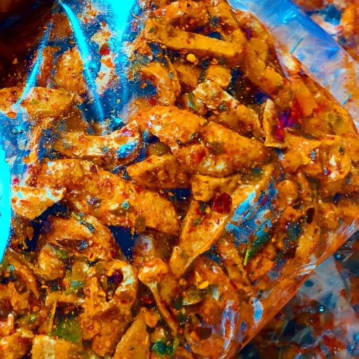 

HARGA GROSIR >>/【Grosiran Murah✅】/[COD]/「BIG SALE」/【Original✔️】 Basreng pedas daun jeruk 500 Gram 【Penjualan Terbaik】✅COD