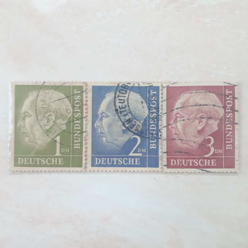 

Perangko Jerman Federal President Theodor Heuss Tahun 1954 besar set - 3pcs