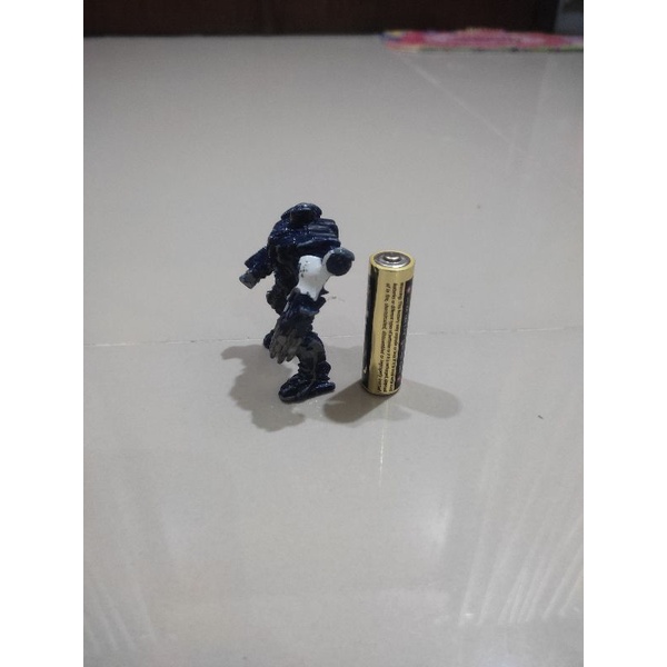 figure majorette transformers m5 baricade robot bahan besi