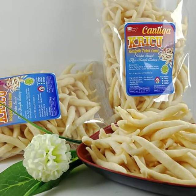 

Kricu cantiqa"kripik telur cumi"100gram lezat,renyah dan gurih