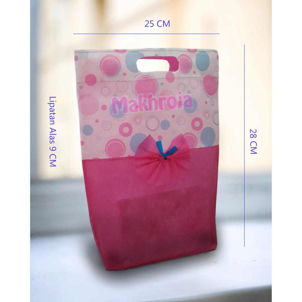 

Tas Hajatan Goodie Bag Spunbond Souvenir 28x24x9