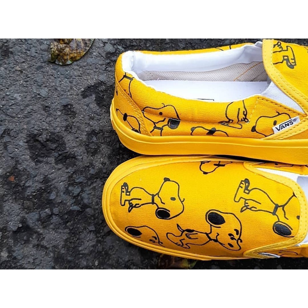 Sepatu Vans Motif Snopy Kuning Putih Yellow Waffle ICC Impor Premium Sekolah Kuliah Kerja Keren Awet