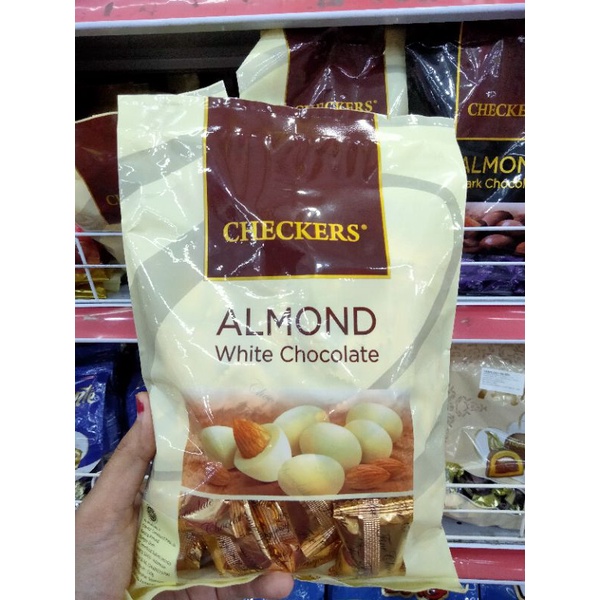 

Cokelat CHECKERS Almond Chocolate 150gr