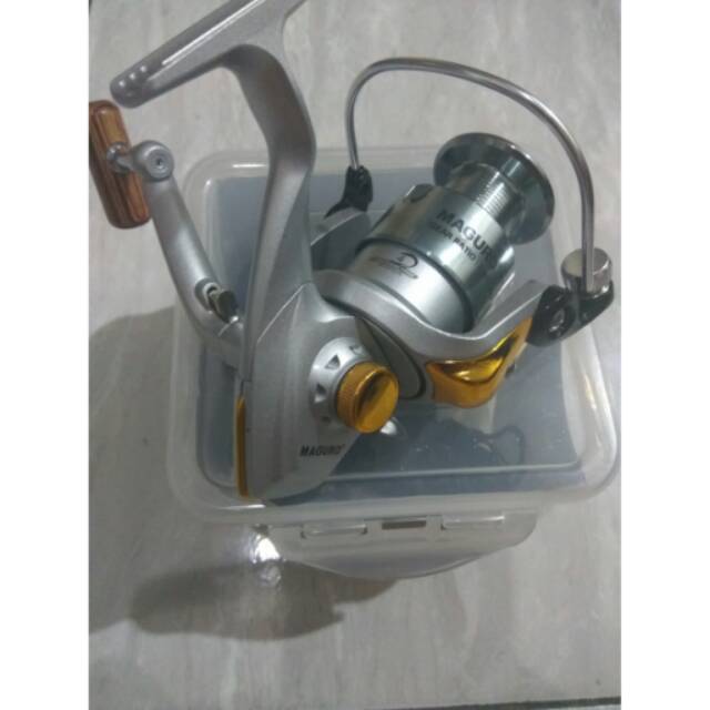 Reel Maguro Barra 3000 Badak