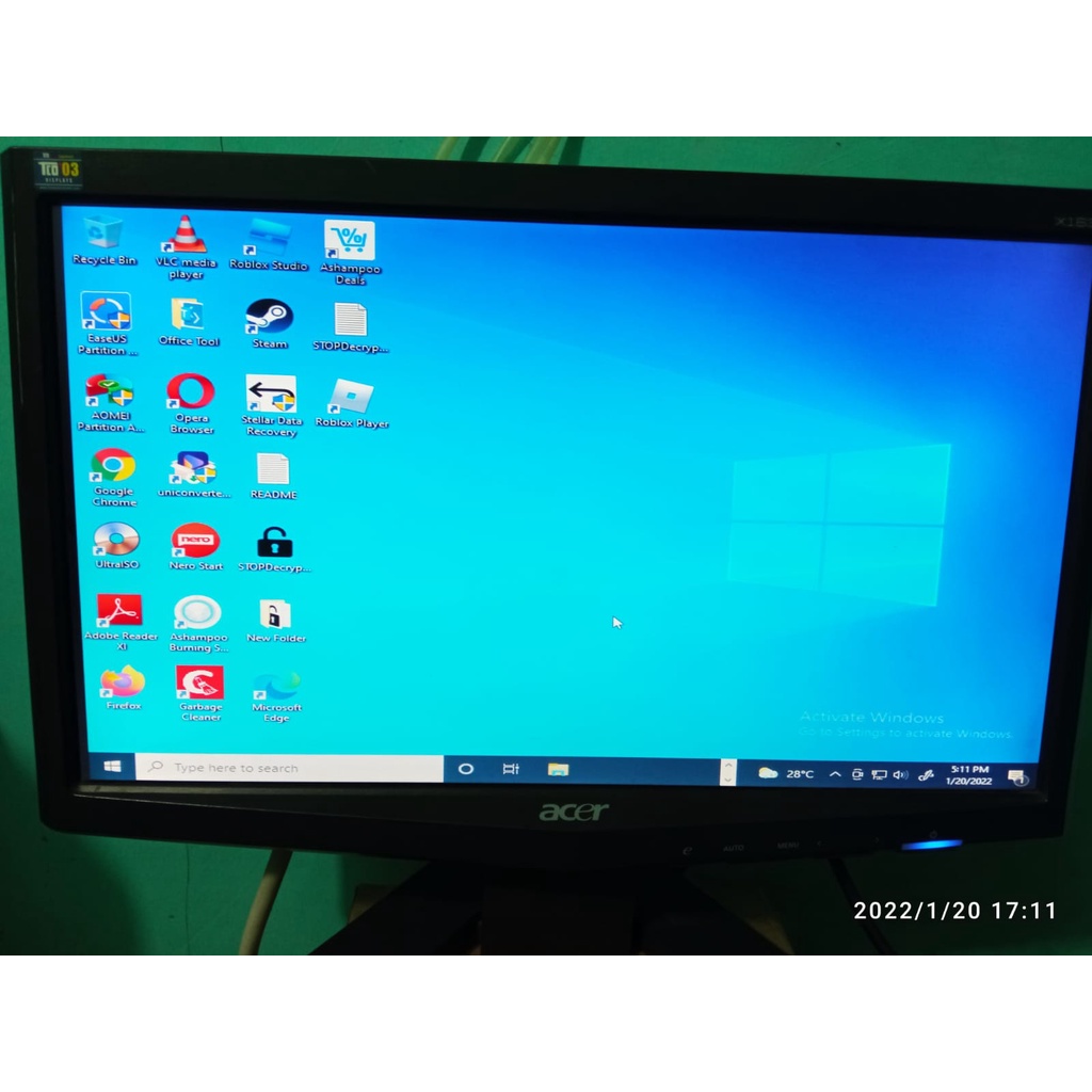 LCD Monitor Acer X163w  16 Inchi