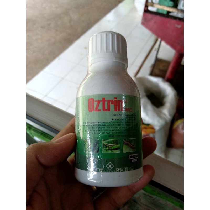 Insektisida Oztrin 100 ml Hama Pada Tanaman