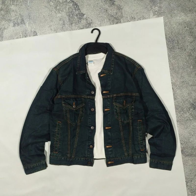 wrangler trucker denim jacket