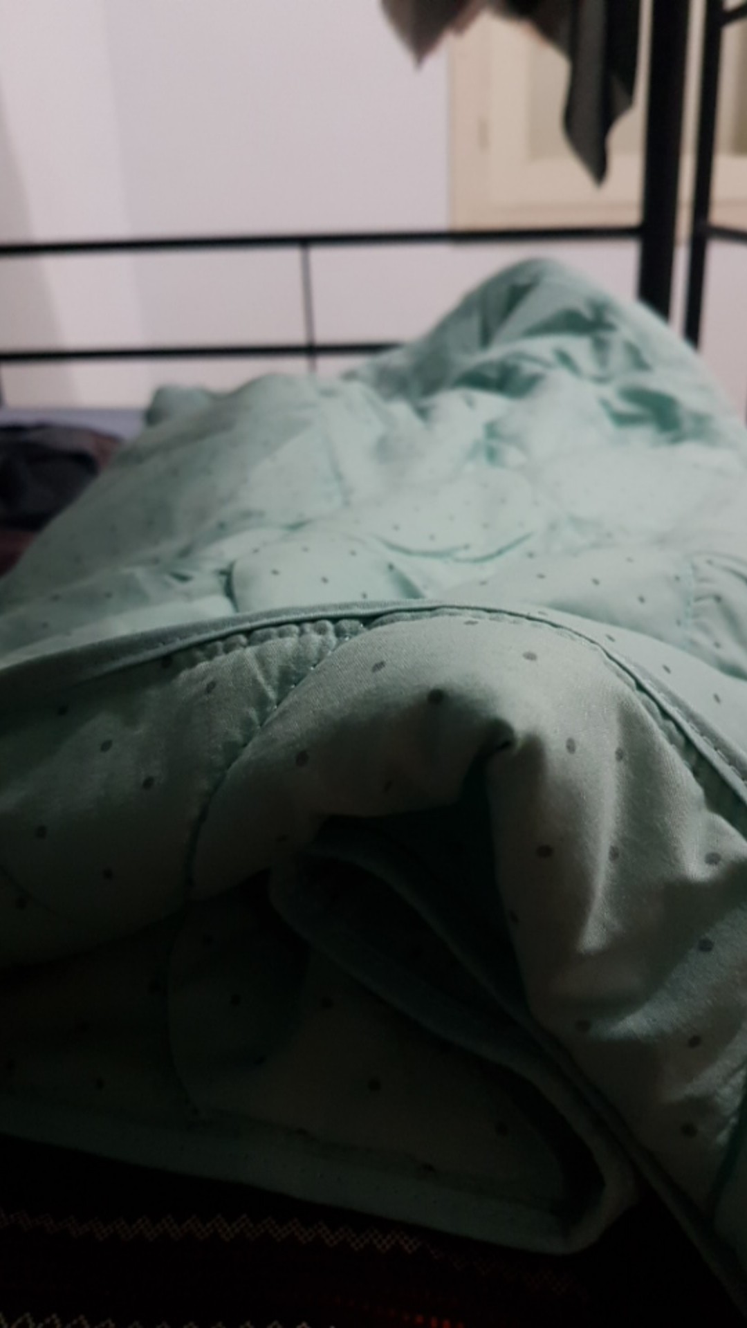 Selimut Kecil / Selimut Sofa / Selimut Bayi / Vitmossa / Selimut