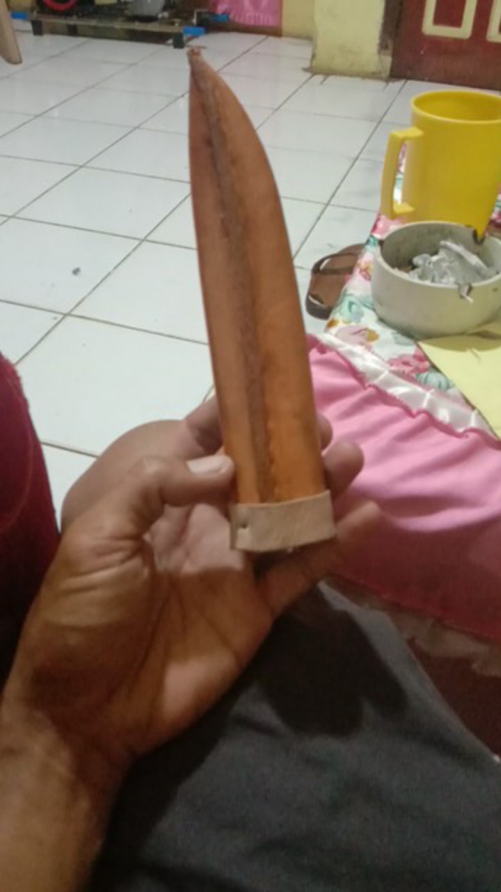 Sarung Pisau Murah, Sarung Pisau Kulit, Sarung Pisau Kulit Asli Murah, Sarung Pisau Kulit Sapi Asli,