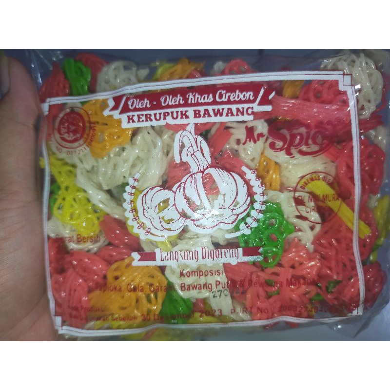 

Kerupuk Mie Warna Rasa Bawang Merk Mr. Spicy Kemasan 250 Gram