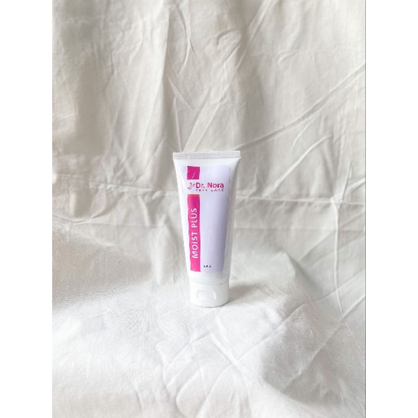 MOIST PLUS by Dr. Nora Skin care