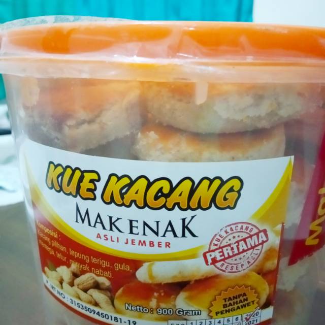 

Kue kacang Mak Enak
