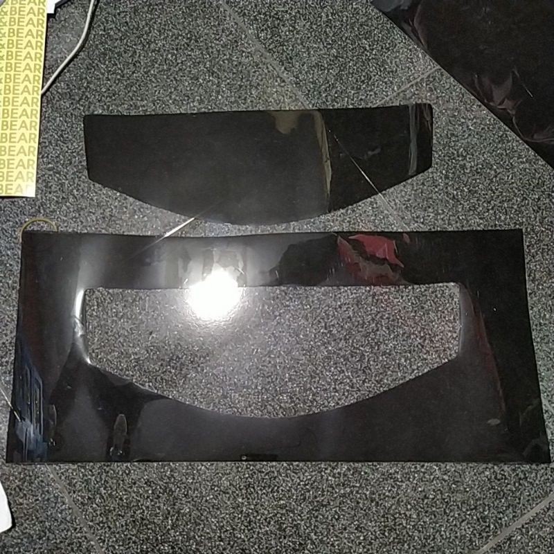 Jasa Pasang custom  Kaca Film Visor helm