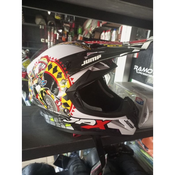 helm jpx cross