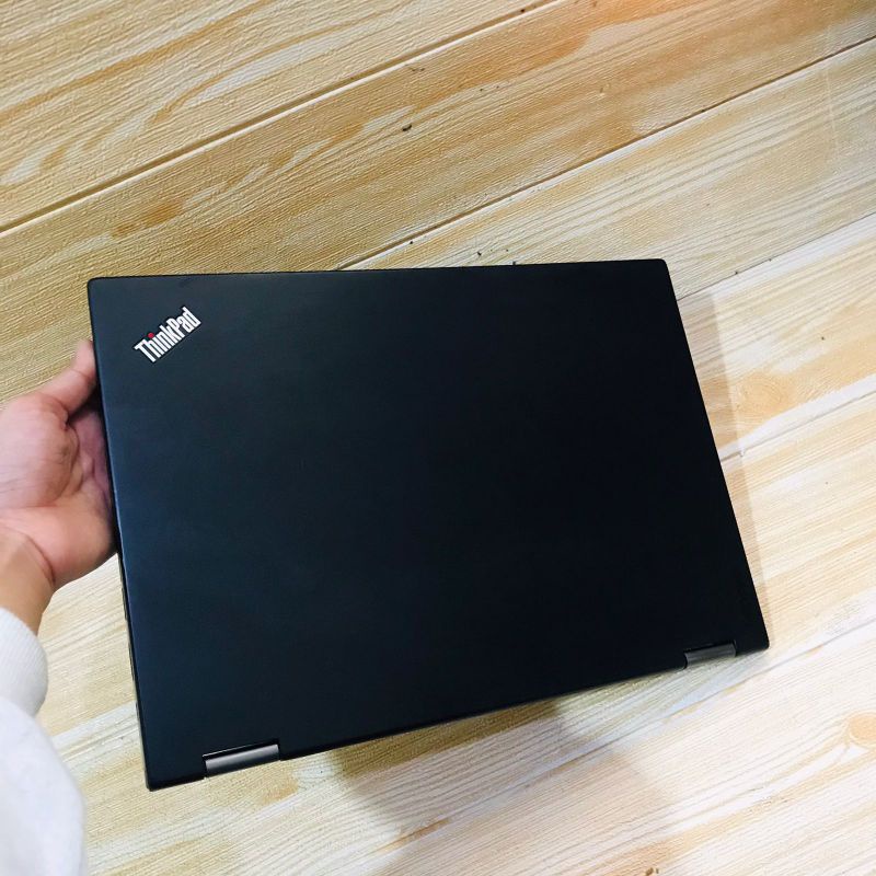 Laptop Lenovo Thinkpad Yoga 370 i5 Gen 7 SALE !!!