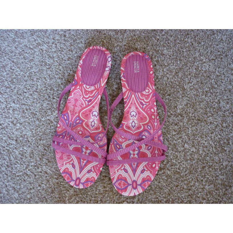 Authentic Marks &amp; Spencer M&amp;s Flat Sandals Size 5 / 38