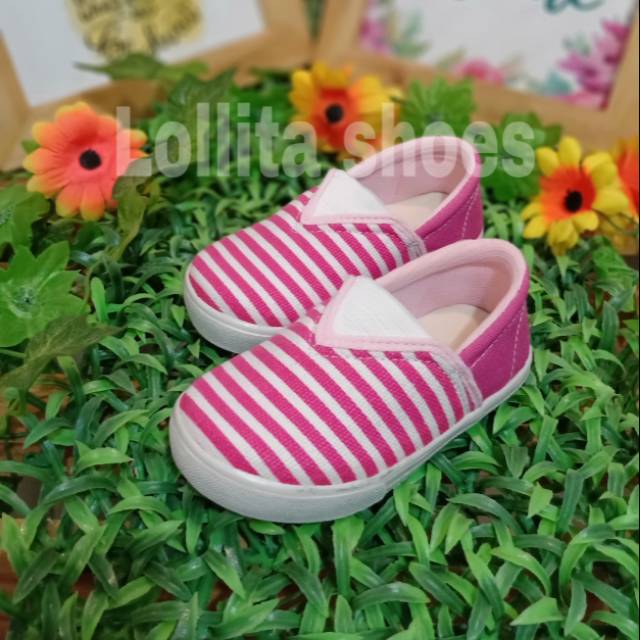  Sepatu  anak  perempuan  slip on salur pink MURAH  Shopee 