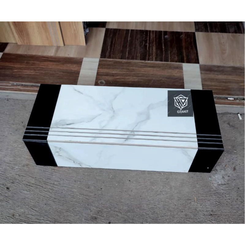 granit tangga 30x80 dan 20x80 rumah minimalis