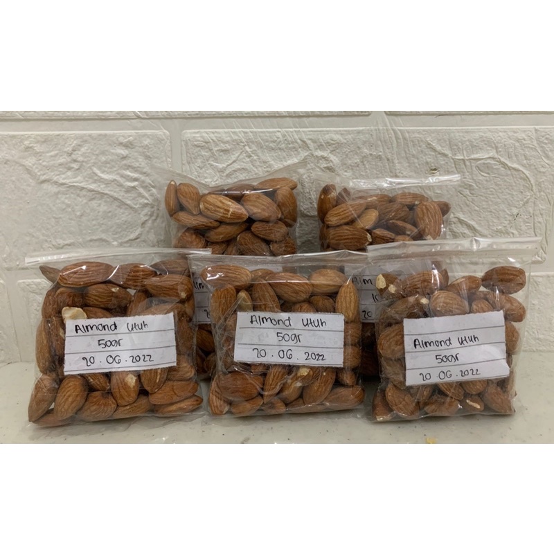 

Almond Utuh 50gr