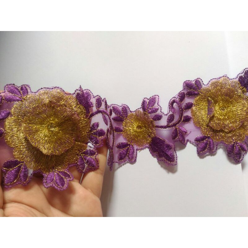 Renda bordir meteran bunga emas