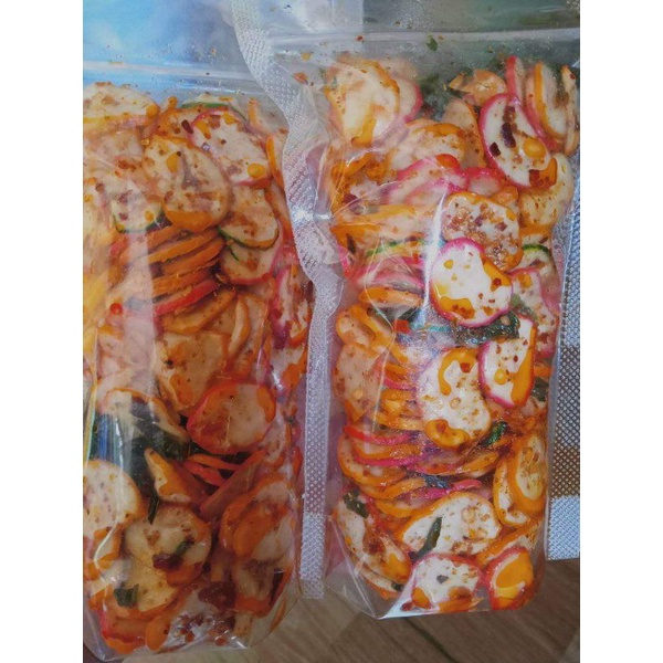 

Kerupuk kemplang pedas daun jeruk 250g