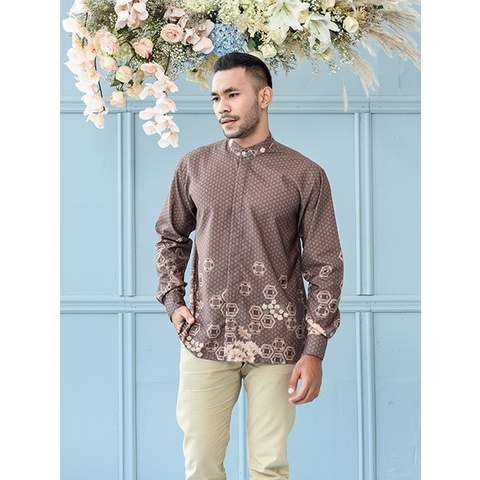 Laksamana Shirt in Caviar Asli Wearing Klamby