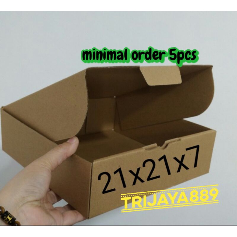 

kardus packing diecut uk. 21x21x7