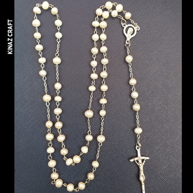 Rosario Mutiara Air Tawar warna Putih