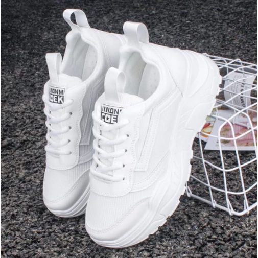 Sepatu Sneakers Wanita Vhanns Trandyy Korea AMC 51