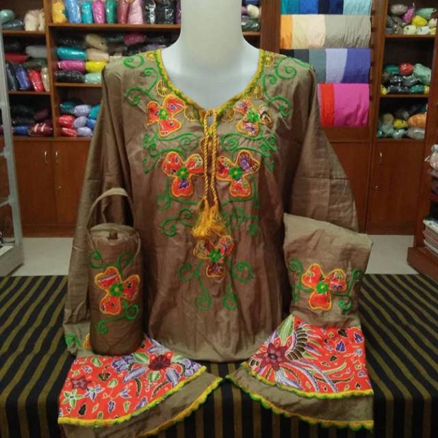 Mukena abaya traveling batik
