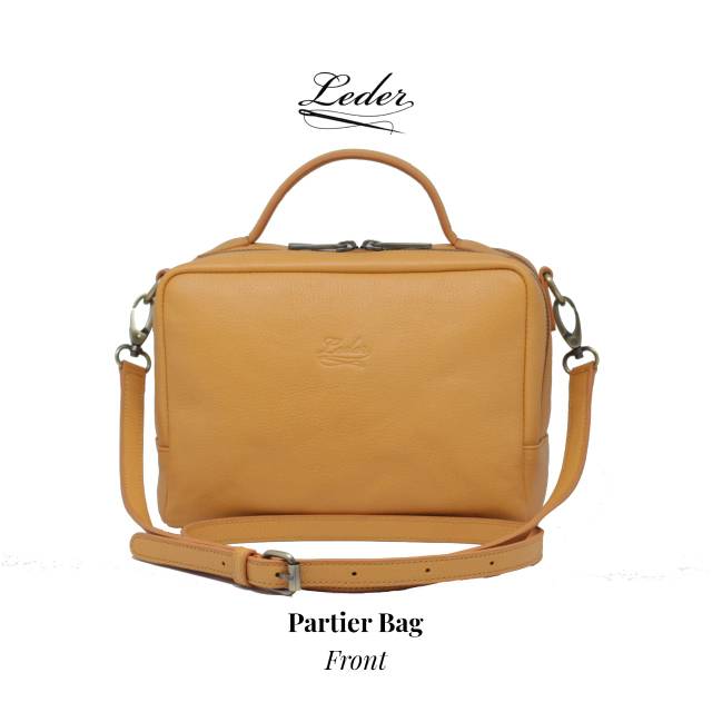 The Partier Hangbag