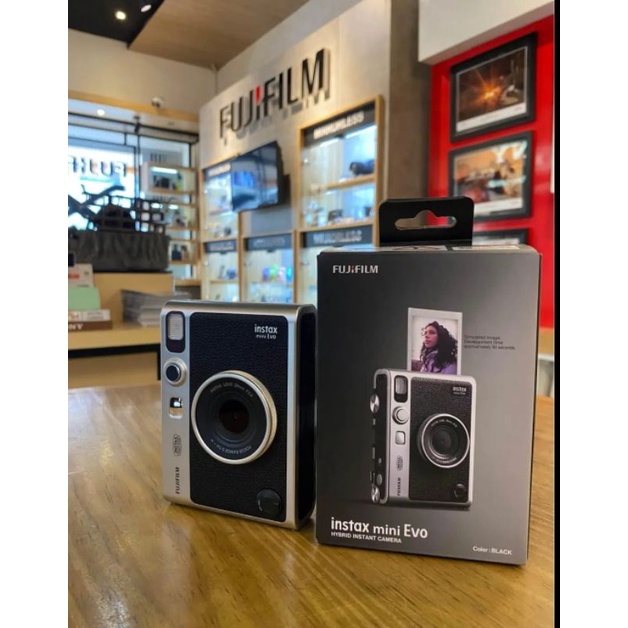 INSTAX MINI EVO SECOND MULUS BERGARANSI INSTAX MINI EVO BEKAS MULUS