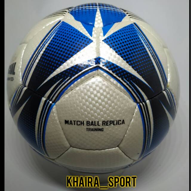 BOLA TIKAR / STARWING BOLA SEPAK UKURAN4