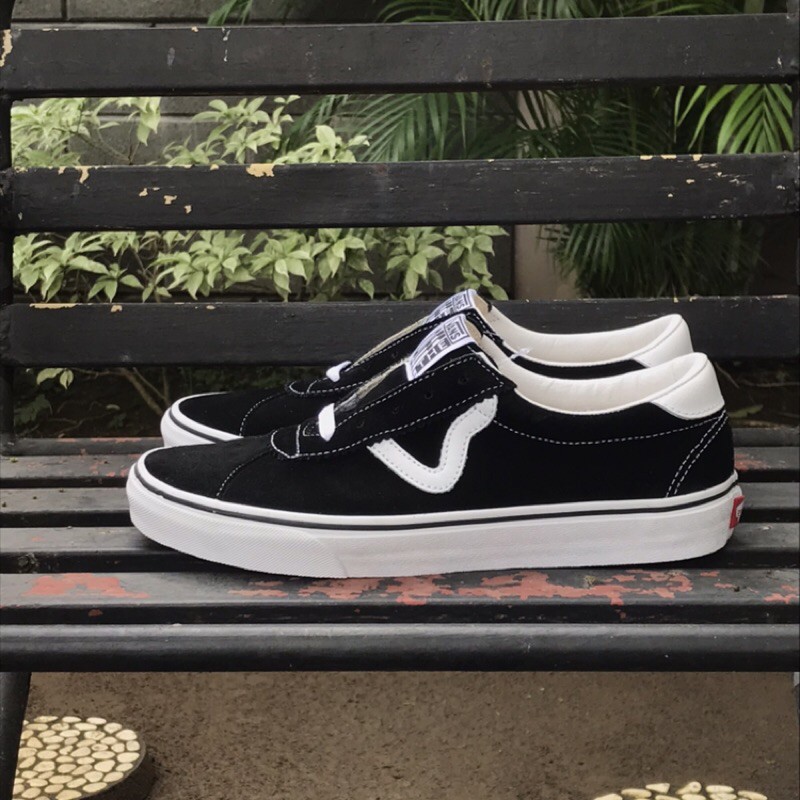Sepatu Vans Epoch Classic Black White 100% Original Resmi PT Navya