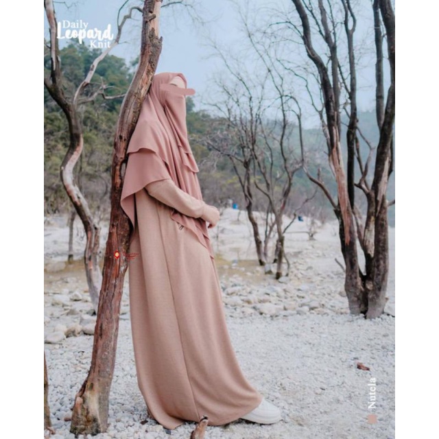 ABAYADAILY LEOPARD KNIT KHUMAIRA SYARI