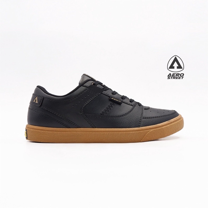 Sepatu Aero Hoops Black gum