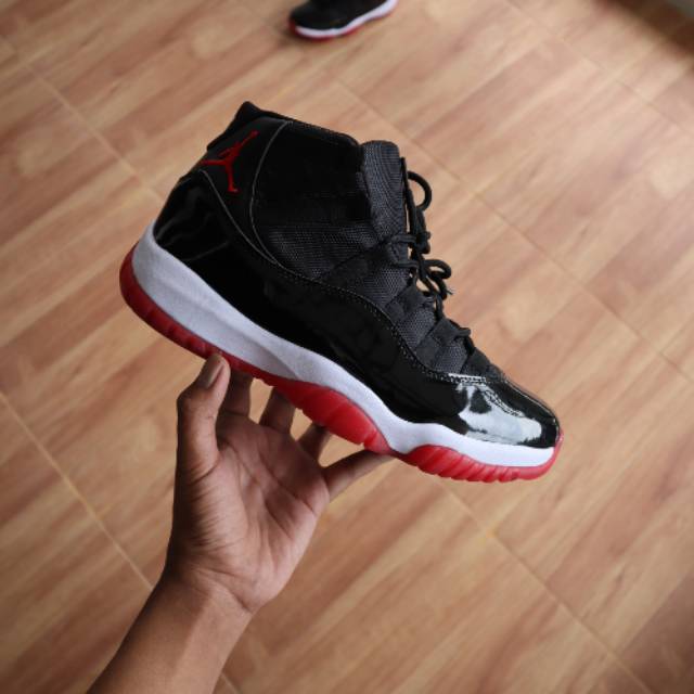 Jordan 11 Bred