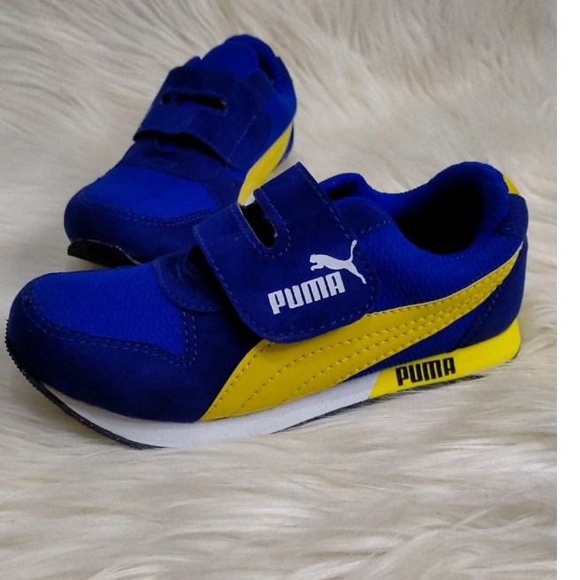 sepatu sneakers anak laki laki dan perempuan