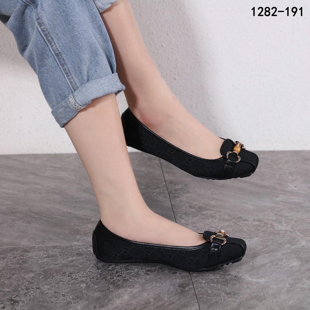 GC Bamboo GG Canvas Flat Shoes 1282-191