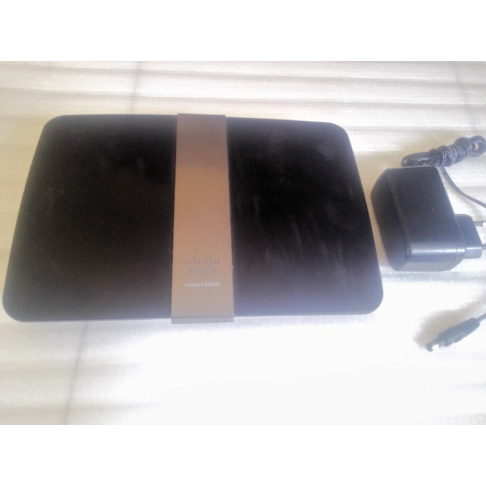 linksys cisco E4200 wireless Router